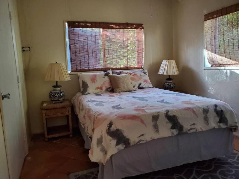 The Cottage At Villa Indigo Charlotte Amalie Exterior foto